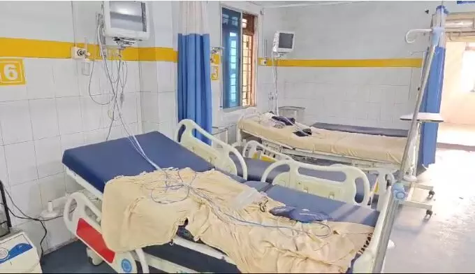 Janjgir News: जिला अस्पताल के आपातकालीन वार्ड में लगी आग, मरीजों को किया गया दूसरे वार्ड में शिफ्ट