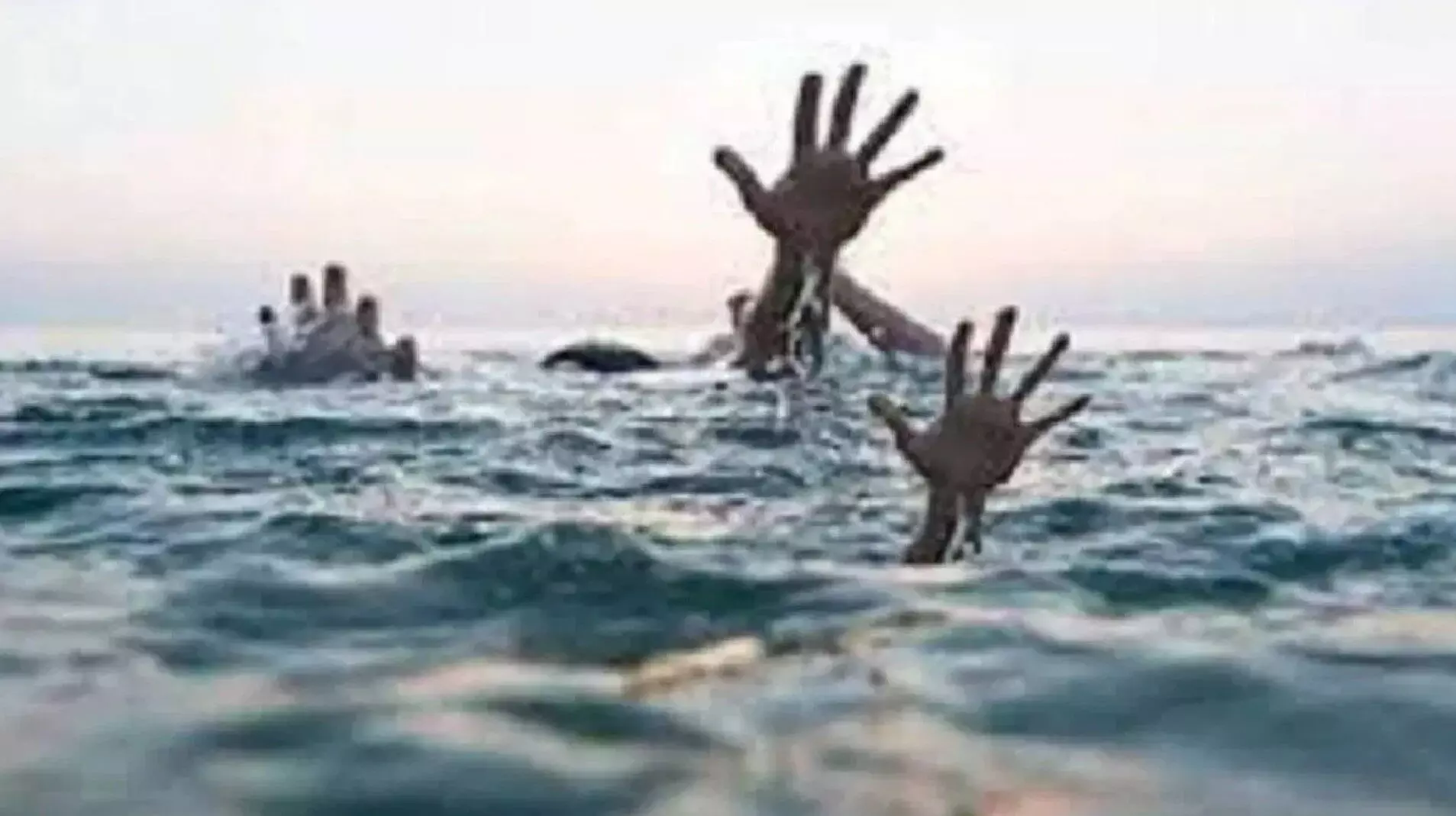 Gandhinagar 8 People Drowned: गांधीनगर में गणेश विसर्जन के दौरान बड़ा हादसा, मेश्वो नदी में डूबे 10 लोग, 8 की मौत