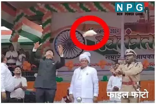 Chhattisgarh News: CG कबूतर तो बच गया, लेकिन एसपी साहब की कुर्सी उड़ गई: जानिये..एक मात्र एसपी के ट्रांसफर के पीछे की कहानी