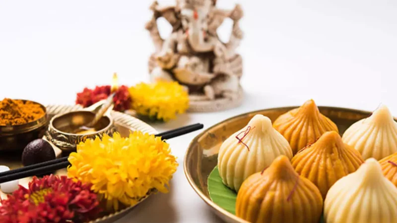 Modak Ganesh Chaturthi : तो ऐसे बना "मोदक" बप्पा का प्रिय भोग… जाने कितने मोदक का लगता है "लंबोदर" को भोग