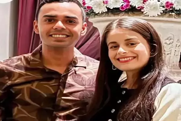 Shivraj Singh Chouhan Son Engagement: कौन हैं अमानत बंसल, जो बनेंगी शिवराज सिंह चौहान के घर की बड़ी बहू, विदेश में की पढ़ाई