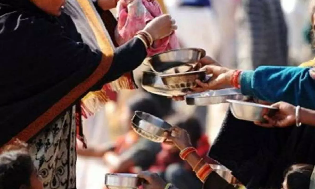 CG News: कमिश्नर की अध्यक्षता में छत्तीसगढ़ के इस जिले में बनी भिक्षावृत्ति जांच कमेटी, कलेक्टर ने 15 दिन में मांगी रिपोर्ट