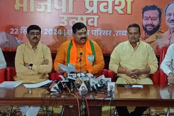 CG BJP: छत्तीसगढ़ पहुंचे बीजेपी ओबीसी मोर्चा के राष्ट्रीय महामंत्री ने बोल- कांग्रेस सदैव ही आरक्षण विरोधी रही है