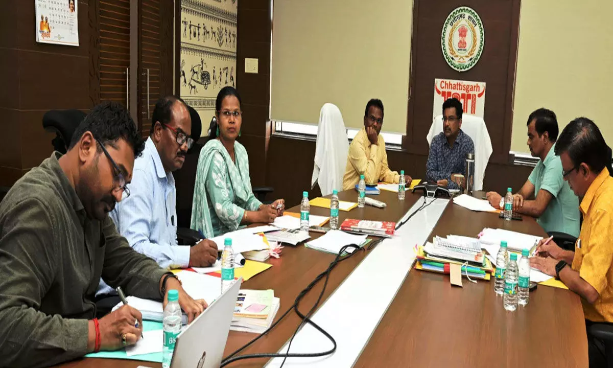 प्रमुख सचिव सोनमणि बोरा की अध्यक्षता में उच्च स्तरीय जातीय प्रमाणीकरण छानबीन समिति की बैठक, शिकायतों का एक माह के भीतर पूर्ण करने के निर्देश…