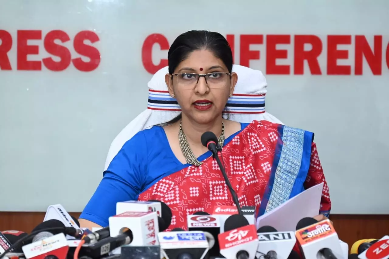 Assembly by-election: CEO रीना बाबा की प्रेस कांफ्रेंस: रायपुर दक्षिण विधानसभा में उपचुनाव को लेकर ली यह जानकारी