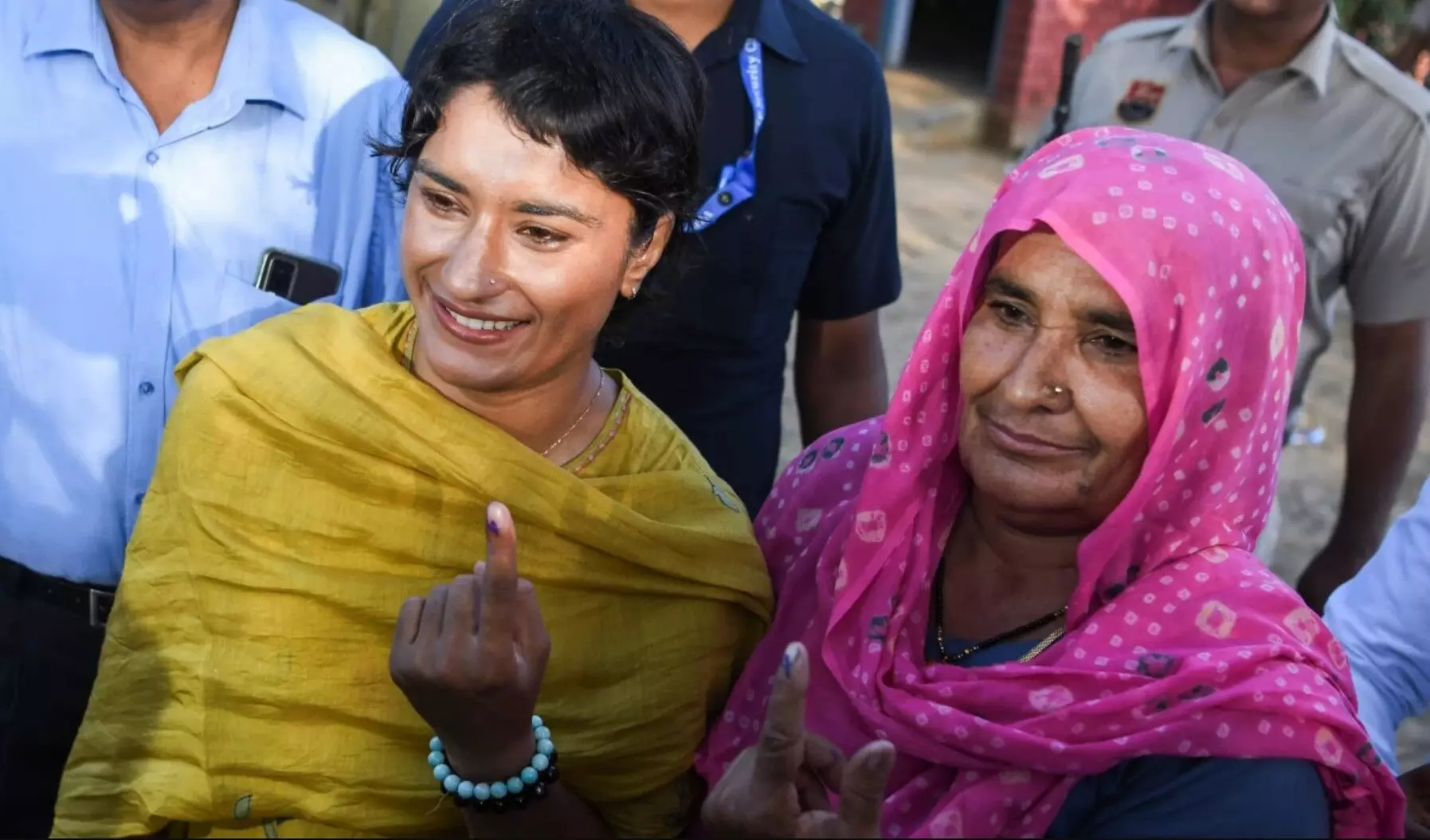 Vinesh Phogat Julana Election Result: जुलाना में विनेश फोगाट की बंपर जीत, बीजेपी के योगेश बैरागी को हराया