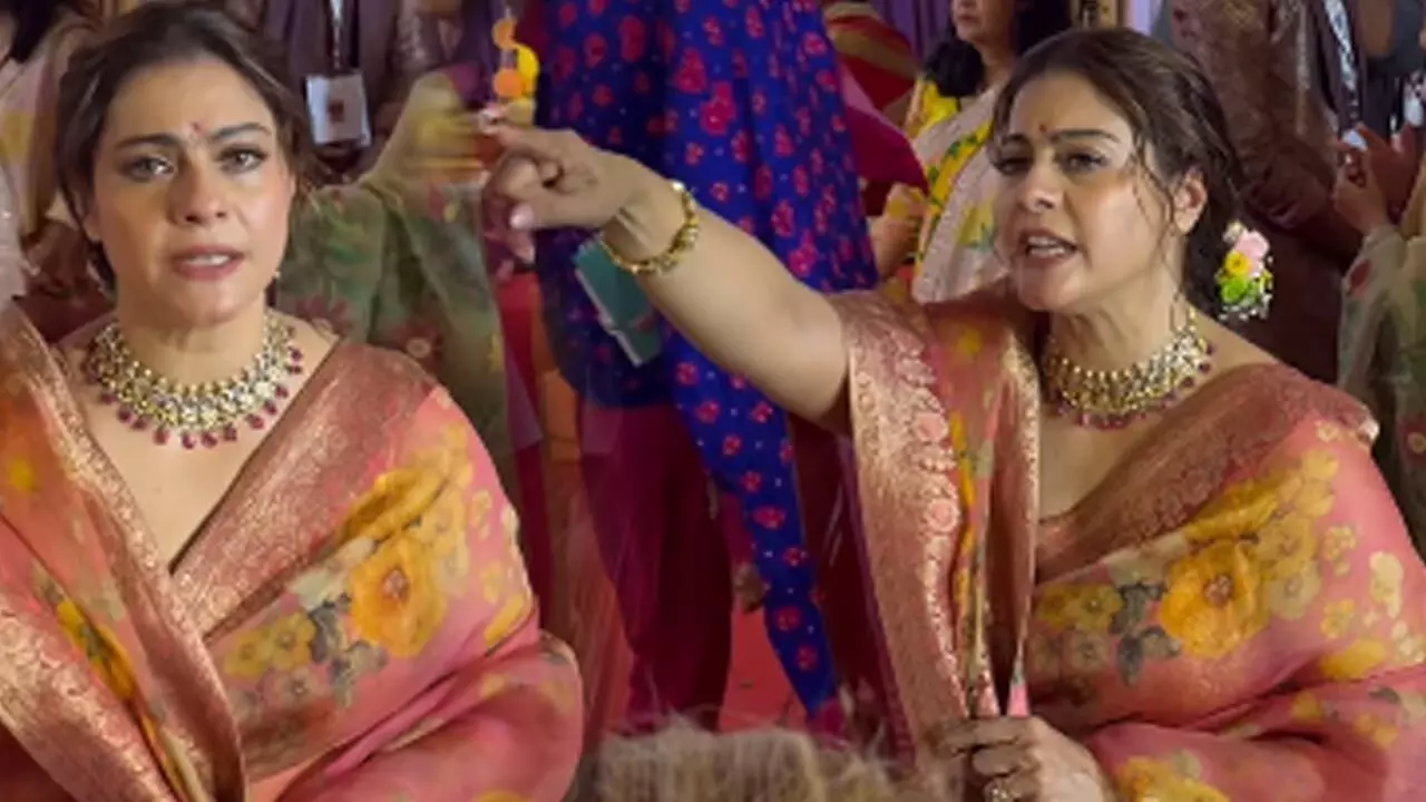 Kajol in Durga Pandal: दुर्गा पंडाल में पैपराजी पर जबरदस्त भड़की काजोल, VIDEO देख बौखलाए लोगों, बोले…