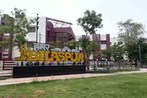 Bilaspur News: स्मार्ट सिटी में खेल भी स्मार्ट: करोड़ों के क्यूआर कोड को एक्टिव ही नहीं किया, अब डिजिटल डोर नेम प्लेट में फूकेंगे लाखों