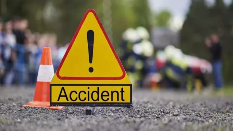 Raigarh Accident: 2 बाइक की आमने-सामने भिड़ंत, एक युवक की मौत, 2 लोग घायल