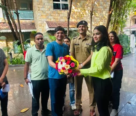 एकलव्य शूटिंग रेंज पुलिस लाइन रायपुर के खिलाड़ियों को मनु भाकर ने दी शुभकामनाएँ