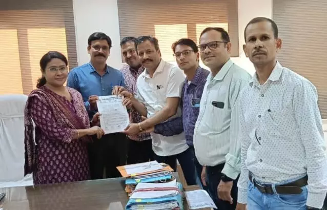 CG Teachers Movement: DPI से मिलकर शिक्षक मोर्चा ने 24 अक्टूबर के हड़ताल की दी सूचना…