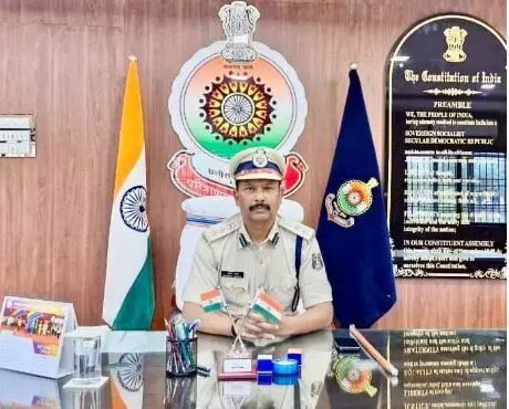 Surajpur News: IPS प्रशांत कुमार ठाकुर ने सूरजपुर SP का किया पदभार ग्रहण…