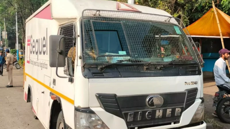 Maharashtra Assembly Election 2024: महाराष्ट्र चुनाव से पहले टेंपो में मिला 138 करोड़ रुपये का सोना, महाराष्ट्र के पुणे में पुलिस की बड़ी कार्रवाई