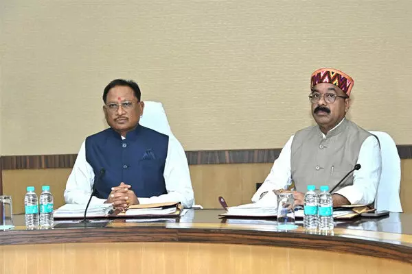 Cabinet meeting: विष्णुदेव कैबिनेट की बैठक शुरू: इन विषयों पर हो सकती है चर्चा, मंत्रालय में चल रही बैठक की देखें फोटो और वीडियो