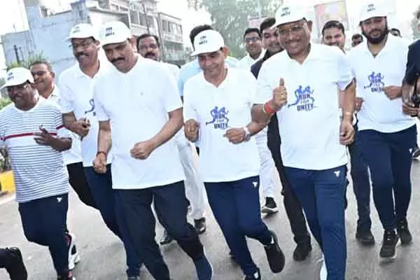 Run for Unity: राष्ट्रीय एकता दिवस: मुख्यमंत्री विष्णुदेव के साथ मंत्रियों और अफसरों ने लगाई दौड़