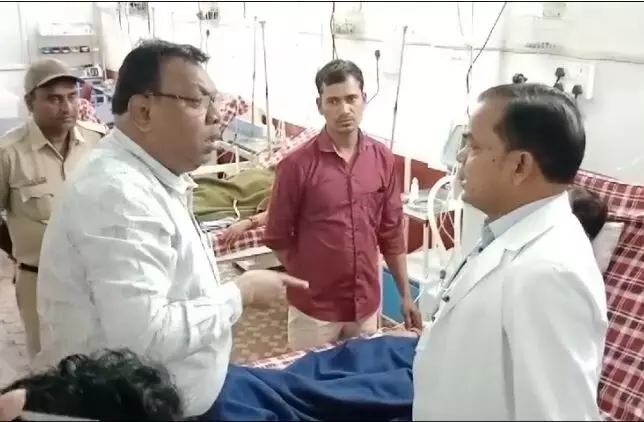 Mungeli News: ईलाज में लापरवाही, 7 वर्षीय बच्चे की मौत, हॉस्पिटल सील करने पहुंचे एसडीम से भिड़े संचालक…