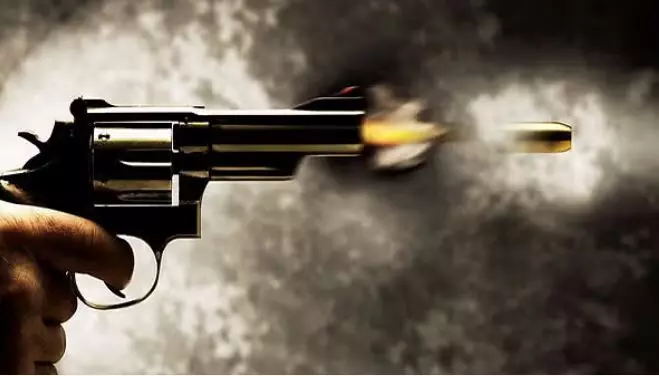 Chhatarpur Principal Shot: प्रिंसिपल की गोली मारकर हत्या, छात्र ने बाथरूम जा रहे प्राचार्य को पीछे से मारी गोली, मौके पर मौत