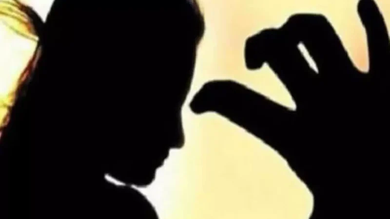 Bhopal Deputy Collector News: महिला कर्मचारी ने डिप्टी कलेक्टर पर लगाए गंभीर आरोप, प्रेम जाल में फंसाकर किया दुष्कर्म