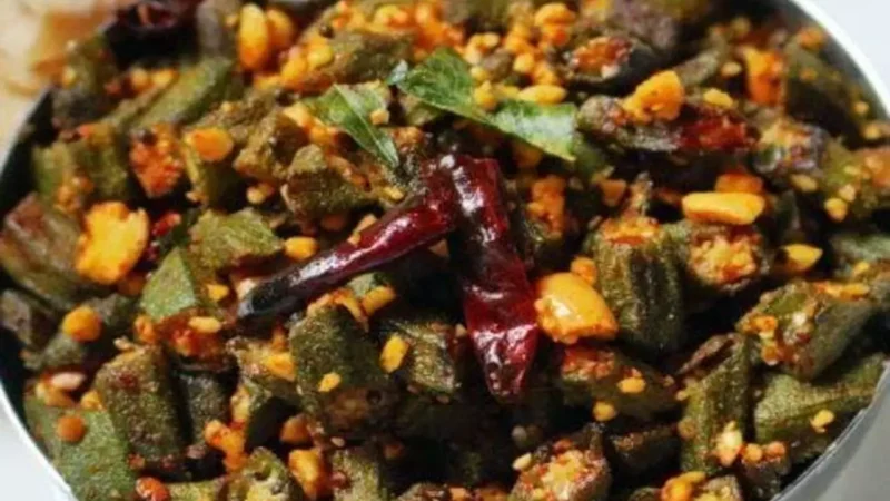 Bhindi Fry With Peanuts Recipe: महाराष्ट्रियन स्टाइल में बनाइए भिंडी फ्राई मूंगफली पाउडर के साथ, मिलेगा नया स्वाद…
