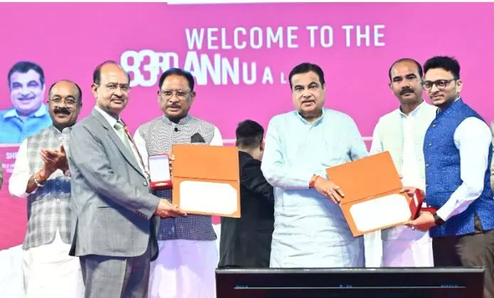 दो साल में छत्तीसगढ़ में अमेरिका की तरह होंगी चिकनी और चमचमाती सड़कें, CM विष्णुदेव बोले…मजबूत अर्थव्यवस्था में सड़कें बनेंगी हमारी ताकत