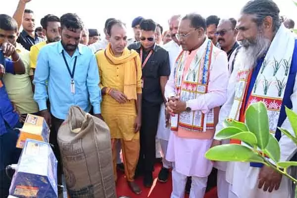 Paddy Procurement: छत्‍तीसगढ़ में धान खरीदी महापर्व शुरू: मुख्यमंत्री विष्‍णुदेव ने बालोद जिला में किया औपचारिक शुभारंभ