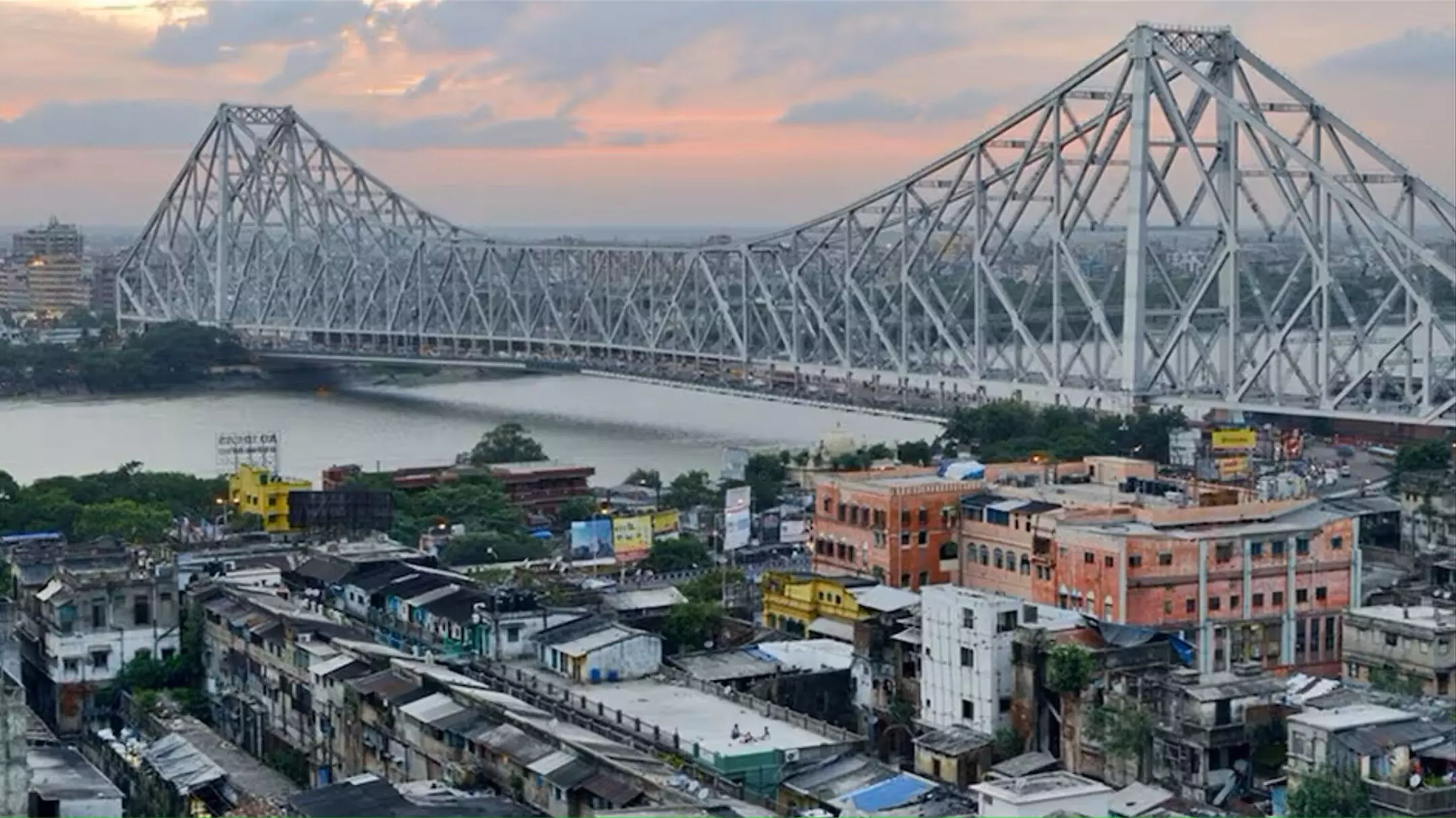 Howrah Bridge: 40 साल में पहली बार हावड़ा ब्रिज बंद, जानें क्या है वजह