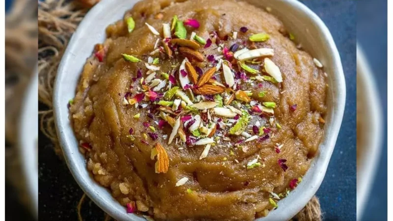 Atte Ka Halwa Recipe: सर्द शाम में  इस माप से बनाइए एकदम गुरुद्वारे जैसा आटे का हलवा, बनेगा परफेक्ट…