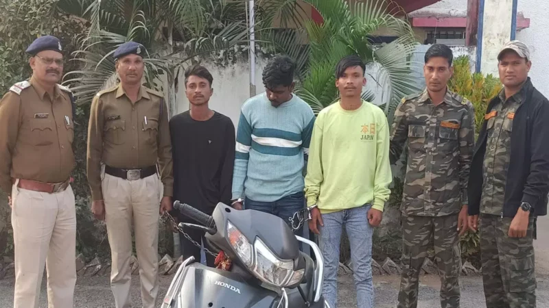 Dhamtari News: कांस्टेबल को चाकू मारकर लूट, ड्यूटी खत्म कर घर लौटते वक्त तीन बदमाशों ने की मारपीट…