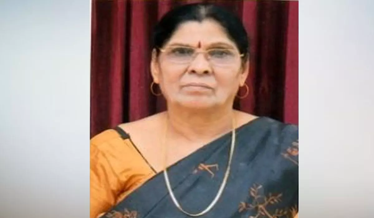 भूगोल अध्ययनशाला की सेवानिवृत्त पूर्व विभागाध्यक्ष एवं प्राध्यापक डॉ. सरला शर्मा को नारी शक्ति सम्मान
