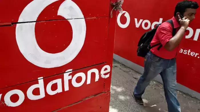 Vodafone – idea: टेलीकॉम बाजार में दमदार वापसी की तैयारी, हर महीने लगाए जाएंगे 100 नए टॉवर