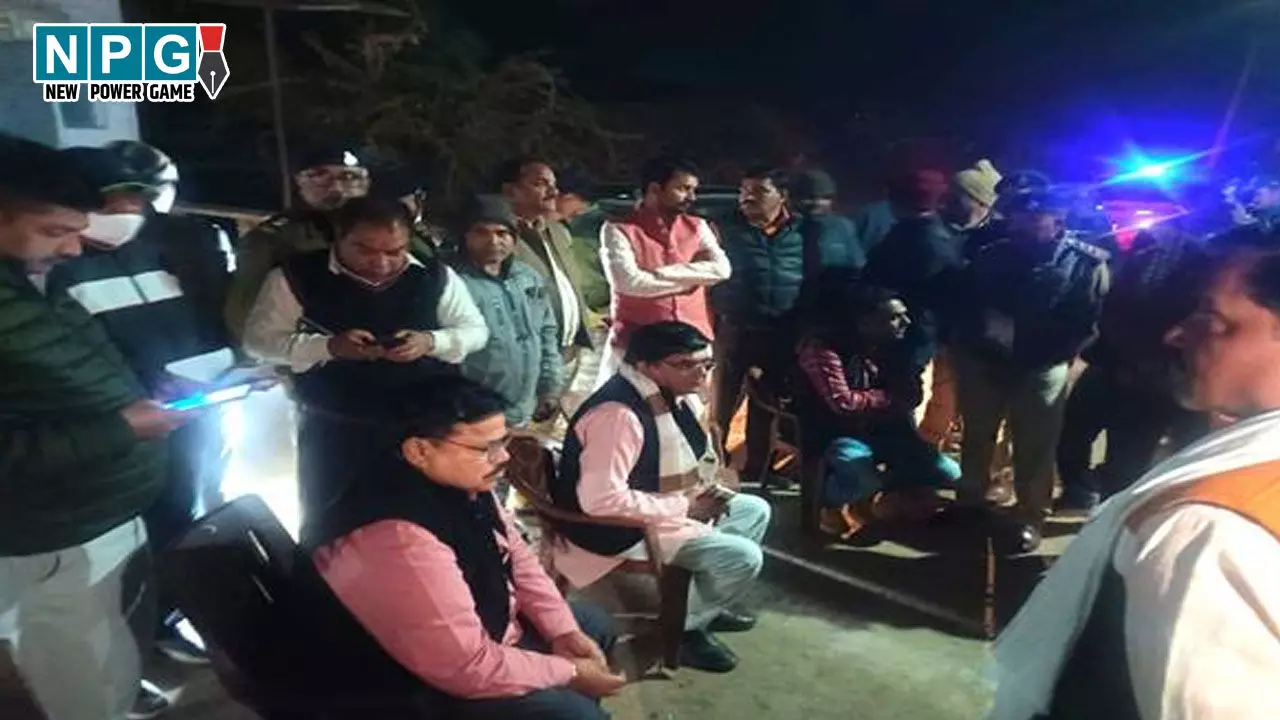 Shivpuri News: पानी के लिए दलित युवक की बेरहमी से हत्या, ऊर्जा मंत्री ने मृतक के परिजनों से की मुलाक़ात, 4 लाख की सहायता राशि दी