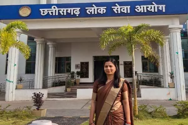 CGPSC 2023 Selection: डिप्टी कलेक्टर मृणमयी का कहना है, कड़ी मेहनत करिये, घंटे मत गिनिए…. घड़ी को अपना काम करने दीजिए और आप अपना करते रहिये…