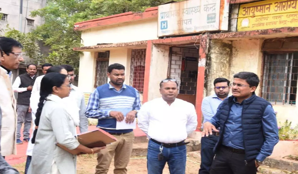 Bilaspur News: एक करोड़ की लागत से होगा पीएचसी का रिनोवेशन, कलेक्टर ने तीन महीनों में काम पूरा करने के दिए निर्देश