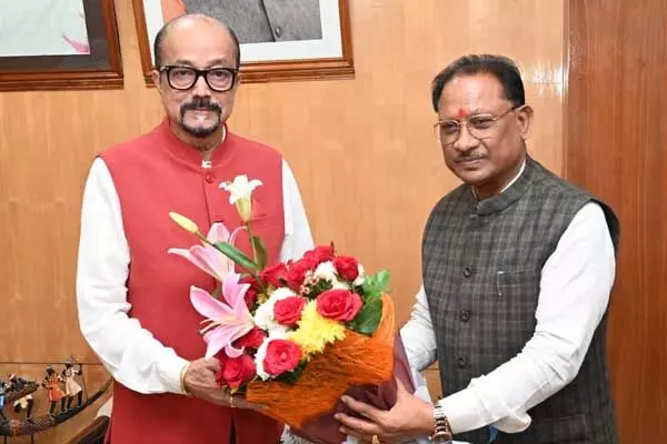 Chhattisgarh News: अचाकन राजभवन पहुंचे सीएम विष्णुदेव: राज्यपाल से की मुलाकात, जानिये.. क्या हुई बात