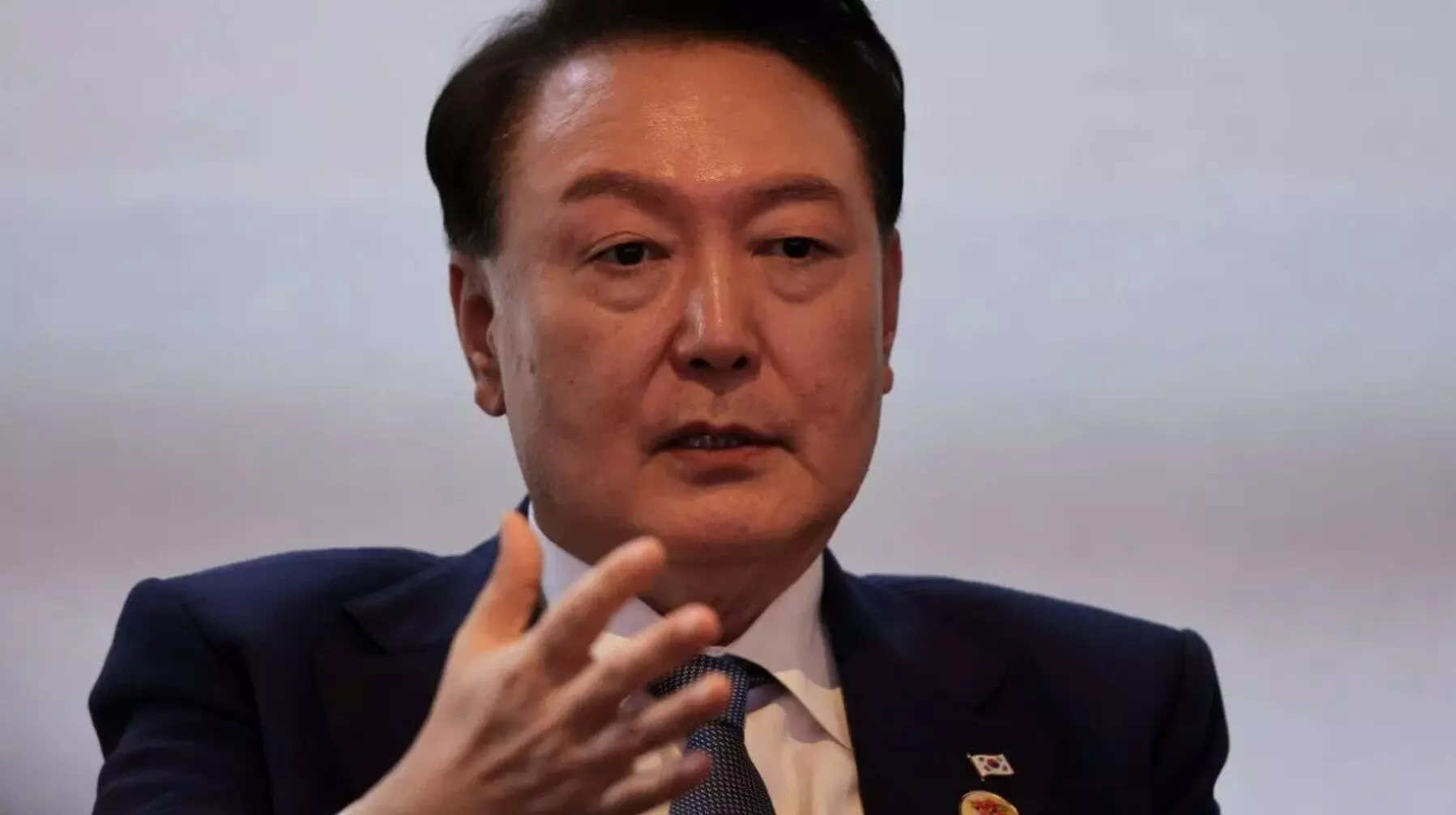 South Korea: दक्षिण कोरिया के राष्ट्रपति ने लगाया मार्शल लॉ, कहा- संवैधानिक व्यवस्था को बचाने के लिए जरूरी कदम