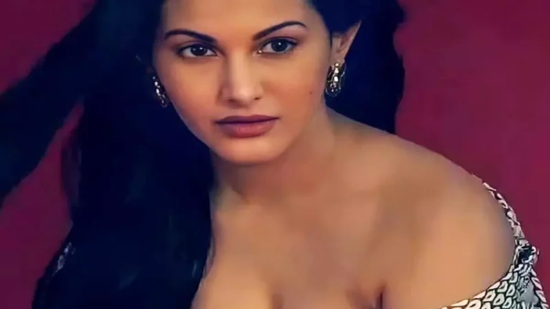 Amyra Dastur Video: एक्ट्रेस अमायरा दस्तूर ने एथनिक लुक में दिखाया ऐसा जलवा, वीडियो देख लोगों के उड़े होश, देखिए…