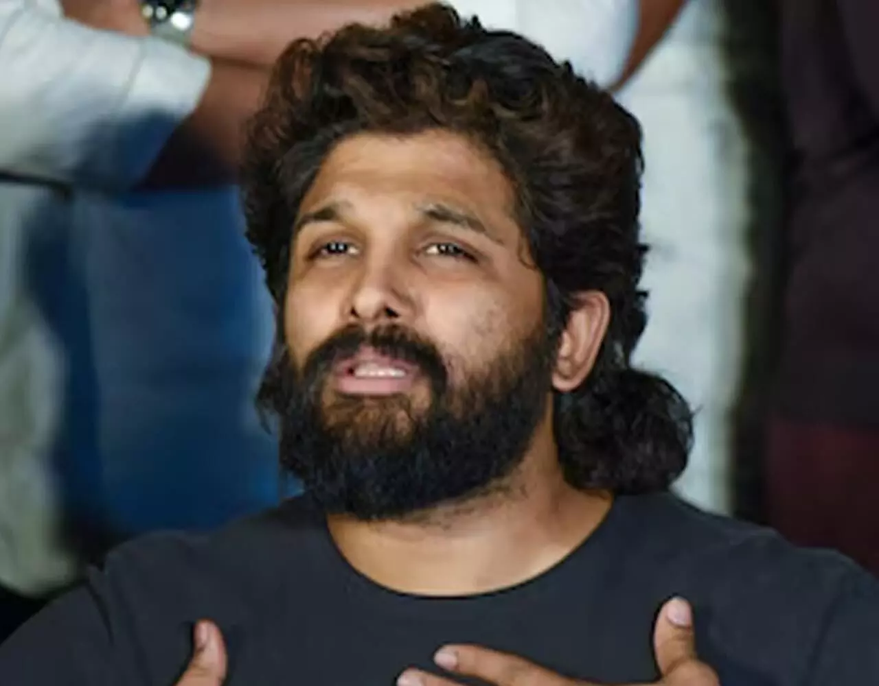 Allu Arjun News: अब सबके सामने झुकेगा ‘पुष्पा भाऊ’! अल्लू अर्जुन की फिर बढ़ी मुसीबत, एक्टर पर लगा ये गंभीर आरोप…