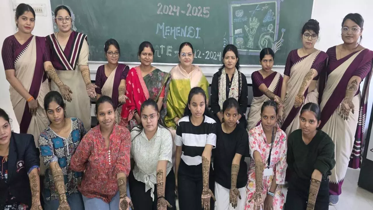 Pt. Harishankar Shukla Memorial College: पं. हरिशंकर शुक्ल स्मृति महाविद्यालय में "वार्षिक प्रतियोगिताओं का आयोजन"