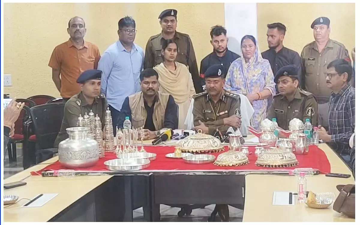 Raipur News: जैन मंदिर में चोरी, मंदिर में काम करने वाले ही निकले चोर, मां-बेटे गिरफ्तार…