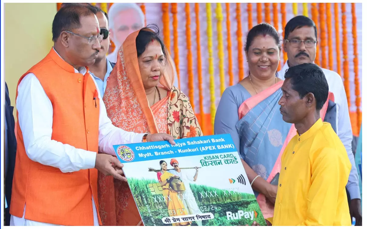 छत्तीसगढ़ का रजत जयंती वर्ष ‘अटल निर्माण वर्ष‘ के रूप मनाया जाएगा, जशपुर के सराईटोली में आयोजित की गई अटल सुशासन चौपाल