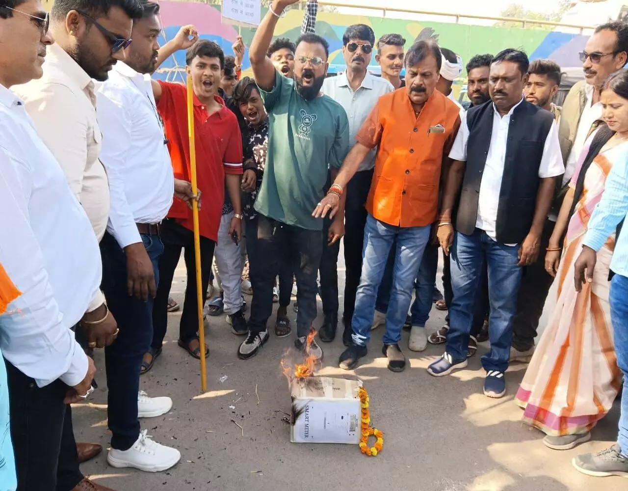 Bilaspur News: स्मार्ट मीटर के खिलाफ नागरिक सुरक्षा मंच ने खोला मोर्चा, मंच के संयोजक बोले बदले जाए मीटर वर्ना जनता उखाड़ फेकेगी स्मार्ट मीटर…