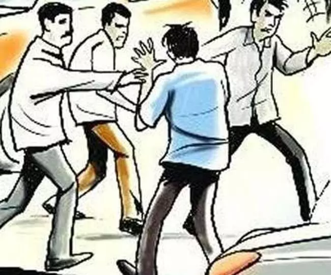 Korba News: दबंगों की ऐसी दादागीरी…. छत्तीसगढ़ के एक मंत्री के प्रतिनिधि की कर दी धुनाई, वीडियो हो रहा वायरल