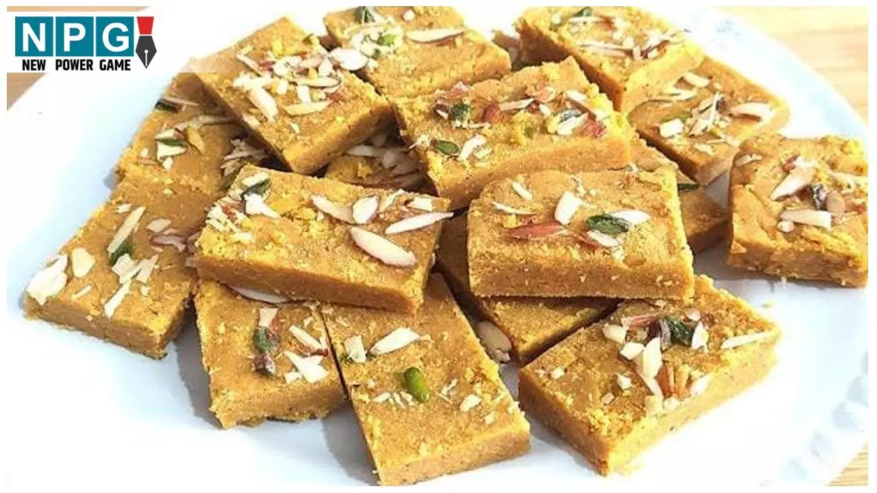 Bhune Chane Ki Barfi Recipe: सर्दियों में बेहद फायदेमंद है भुने चने और गुड़ की बर्फी, शरीर को देगी एनर्जी और गर्माहट, बनेगी चुटकियों मे, पढ़िए रेसिपी…