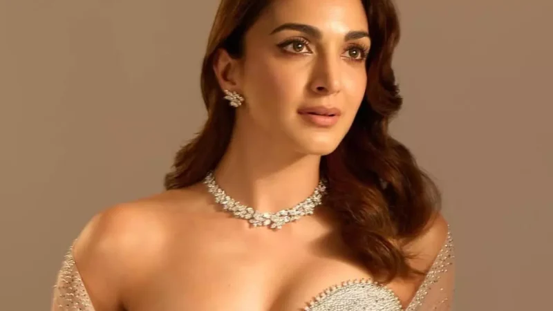Kiara Advani Hospital Admitted: कियारा आडवाणी की अचानक बिगड़ी तबीयत, अस्पताल में भर्ती, एक्ट्रेस की टीम ने दी जानकारी…
