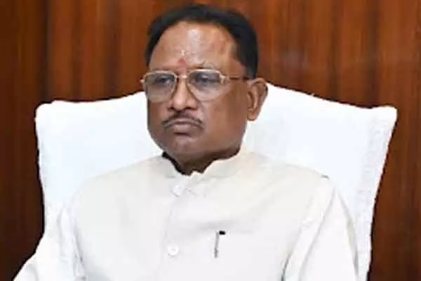 Naxalite attack: महासमुंद में कार्यक्रम के दौरान सीएम ने बीजापुर में शहीद जवानों को दी श्रद्धांजलि, कहा- व्यर्थ नहीं जाएगी शहादत