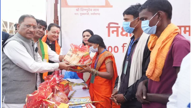 केन्द्र सरकार से छत्तीसगढ़ को मिल रहा भरपूर समर्थन, महासमुंद में 217 करोड़ रुपए के विकास कार्यों का मुख्यमंत्री ने किया लोकार्पण-भूमिपूजन