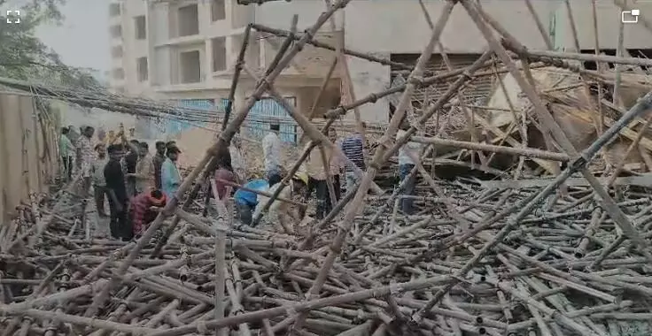 Raipur News: अविनाश एलिगेंस की सेंटरिंग गिरी, दो मजदूरों की मौत, 6 को कराया गया अस्पताल में भर्ती, कलेक्टर ने की पुष्टि