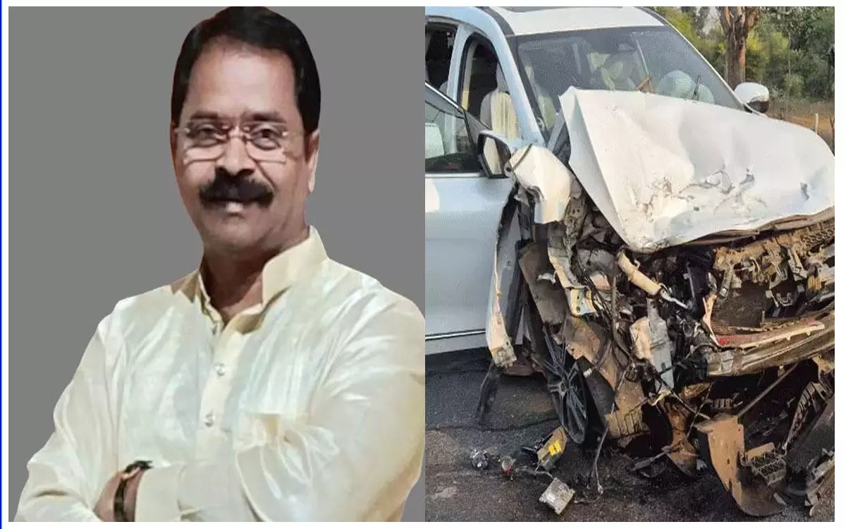 Chhattisgarh News: कुंभ जा रहे कांग्रेस विधायक की कार को तेज रफ़्तार ट्रक ने ठोका, मुख्यमंत्री विष्णुदेव साय ने काॅल कर हालचाल जाना