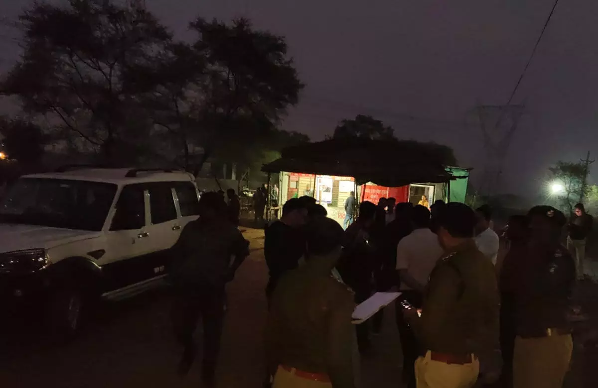 Chhattisgarh News: शराब भट्टी में लूट, कैश वैन के गार्ड को गोली मारकर 50 लाख लूट ले गये बदमाश…