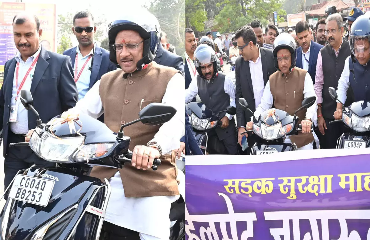 CM विष्णुदेव ने हेलमेट लगाकर चलायी बाईक, बोले-यातायात नियमों का करें अवश्य पालन…